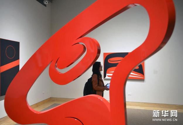 �޲��ء���άɭ�滭�����Ʒչ����ŦԼչ��