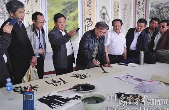 �����첼�黭Ժ���н�Ժ20�����黭չ