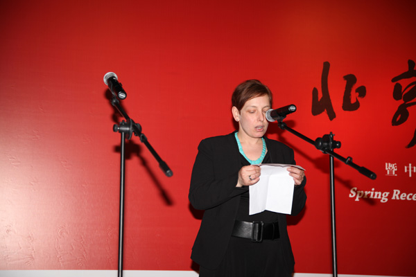 ������פ��ʹ���Ļ����ޣ������������Ļ����ĸ�����������Ůʿ�´�