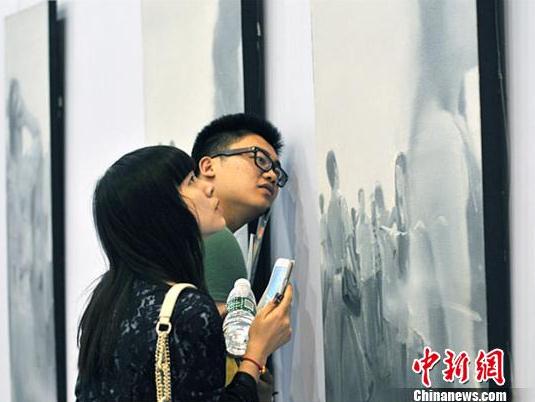 2014�ɶ������ղ���չ��2000����黭������Ʒ