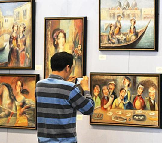 2014�ɶ������ղ���չ��2000����黭������Ʒ