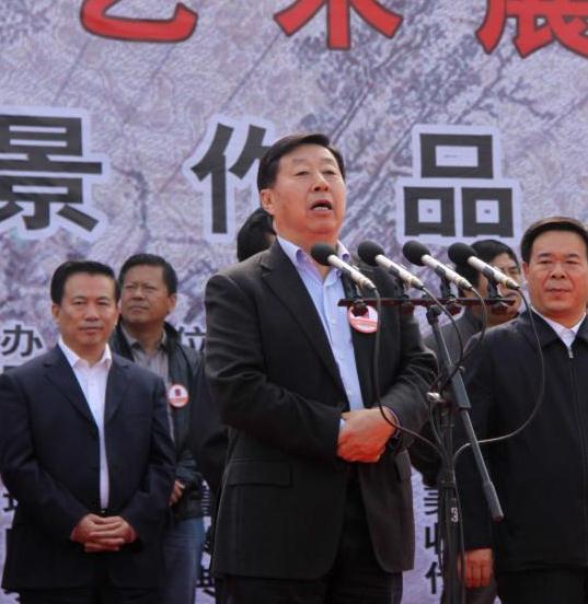 �������й����Ҿ�Ʒ���ɽ�� ���Ľ��й����ڿ�Ļ