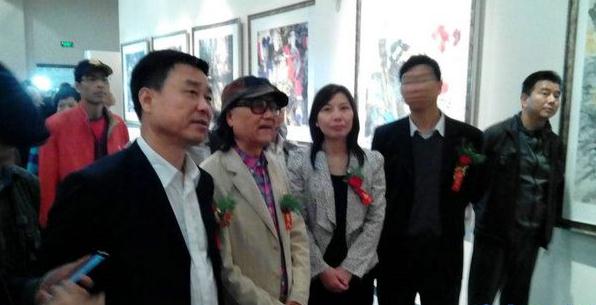 ʯ��ʦ�����й�����չ��Ļʽ�ֳ�