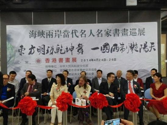 �|������Ǭ����һ�������G�����ɫ����չ�����Ļ