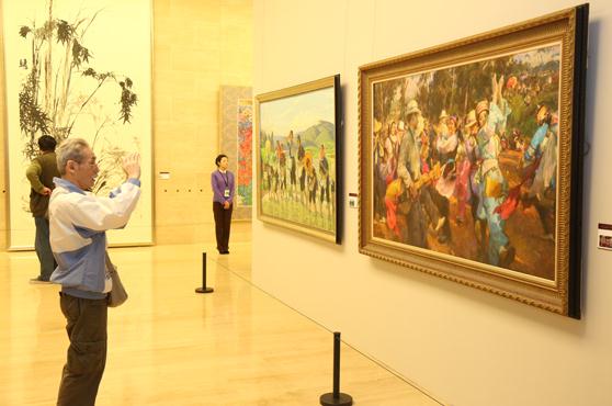 云贵美术作品联袂亮相京城