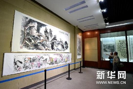 ������ʿ�黭��Ʒչ�����в���ݿ�Ļ