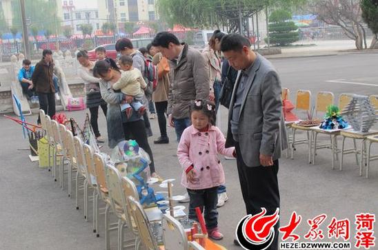 ɽ��������ѧԺ����ϵ�ٰ����幹����չ