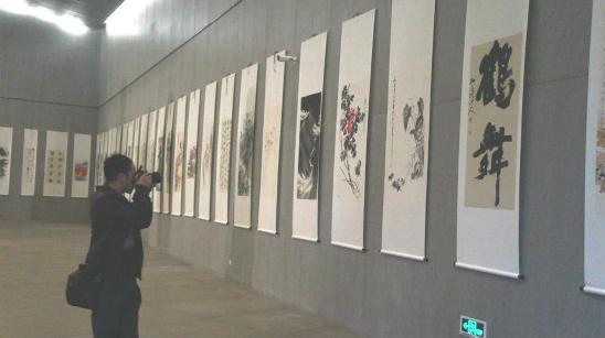 �Ĵ����������ٰ��й��黭������Ʒ����չ