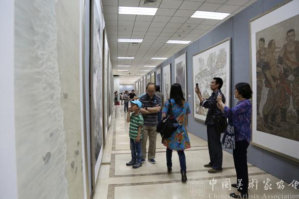 �ڰ˽��й����������滭��Ʒչ�����й����²����