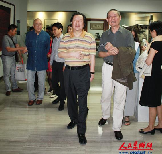 �й����һ�Ժ��2014���•ɽˮ��Ʒչ���ھ���Ļ