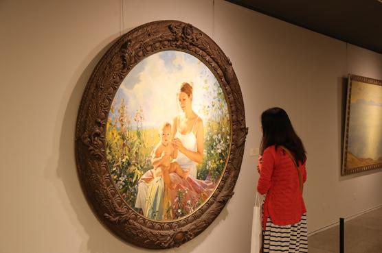 ����˹���񻭼� ������•��˹��������Ʒչ�ھ���Ļ