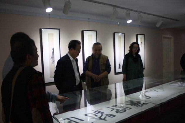 ����������¹ݿ��� ��Ļչ��ע����������