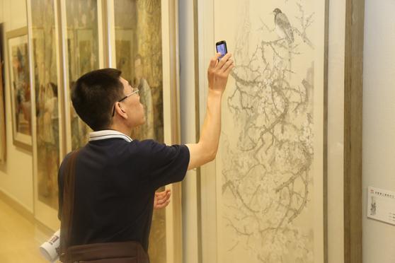 ����������ȫ���ڶ����ִ����ʻ���չ�ھ���Ļ