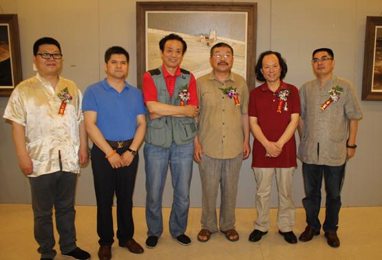 ����•����������ͻ���ƷѲչ�ھ���Ļ