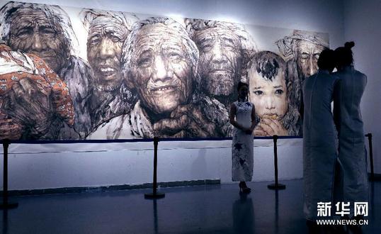 ����¬������չ��ƷѲ��չ�߽�����