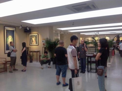 �������黭չ�����౱������¥������