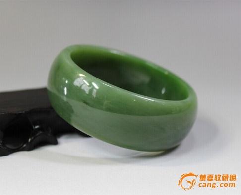 文物商店旧藏亮相华夏玉石古玩专场拍卖