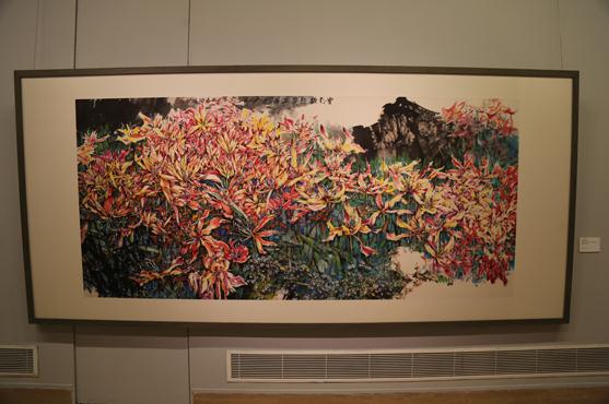 ���컨��.��֦ͩ������Ʒչ�����й�������