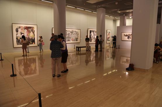 ���컨��.��֦ͩ������Ʒչ�����й�������