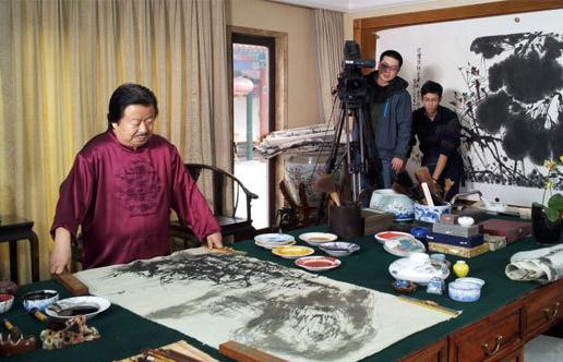 江湖画家崔如琢的地摊画为何能炒出亿元天价