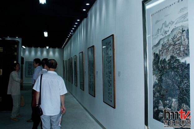 中国书画院陕西分院成立一周年纪念书画展在乐游原开幕