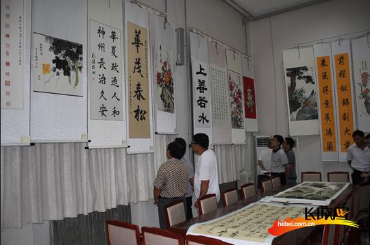 �ӱ����ݾٰ��й��Ρ��Ͽ����黭��Ʒչ