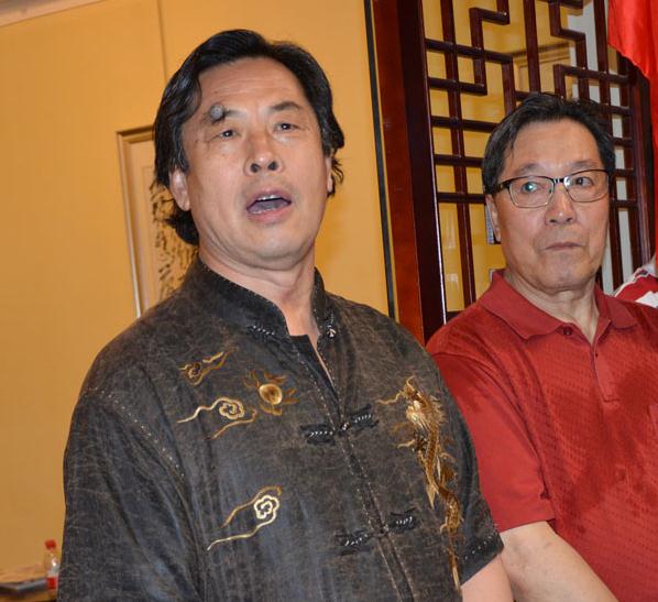 �������º��������ҽ�Ļ��ʽ�ھ�����