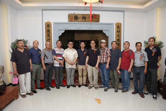 ����ƫ��•�������ͻ�������ʮ��չ�ھ���Ļ