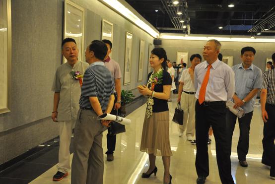 ��������-��ҫ�ˮī��Ʒչ�ھ���Ļ