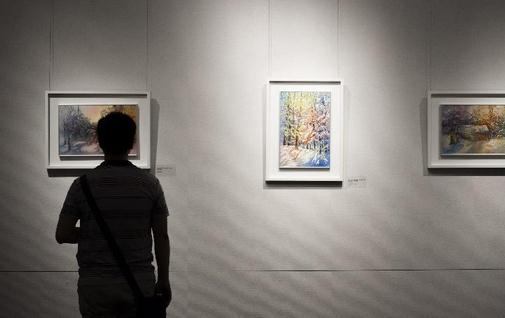 �����Ͼ��ٰ���ô������ҷ����޻�չ