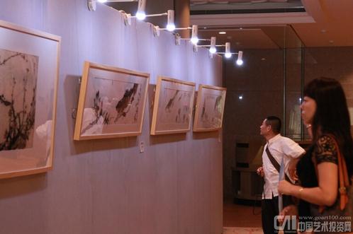 �й����������黭��̫����Ʒչ�ھ���Ļ