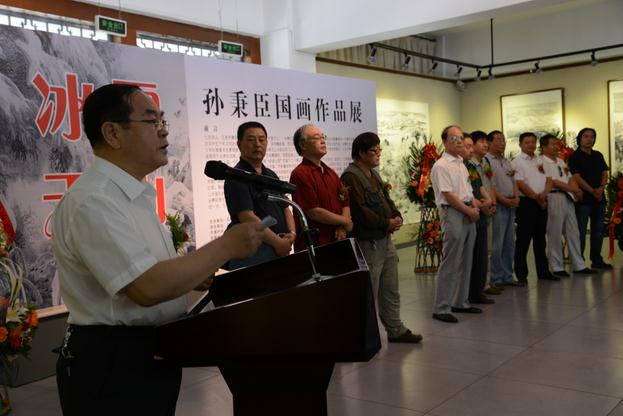 ����������ϯ����俪չ��ʽ�Ͻ���