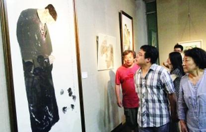 �й�����̶֮��������Ʒչ���༪�ֳ���