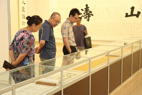 ���Ľ��鷨չ16�����й���������Ļ