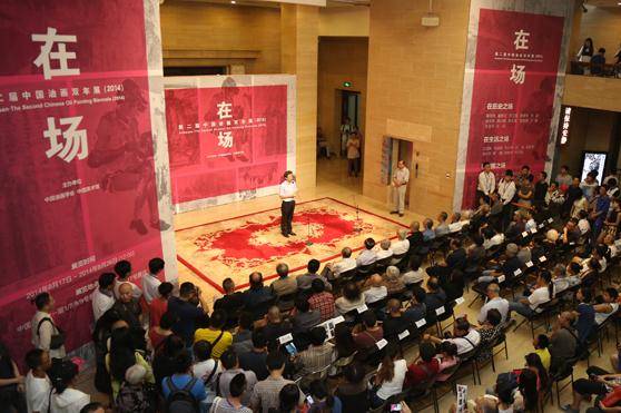 600�����Ʒ�ڶ����й��ͻ�˫��չ