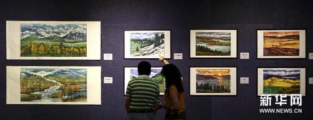 �ŷ����滭��Ʒչ����������Ļ