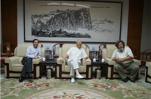 ����˹��ʵ�����ͻ���ʦ���������й����һ�Ժ��չ��������