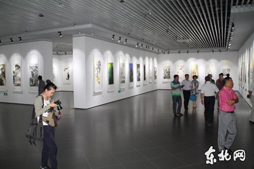 ������•������Э�黭չ�ڹ�������Ļ