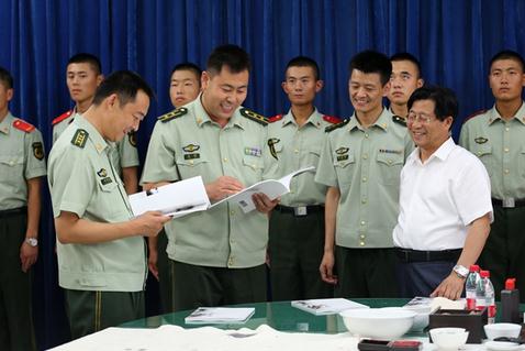 �鷨���պ�������ڽ���Ӫο���侯�ٱ�