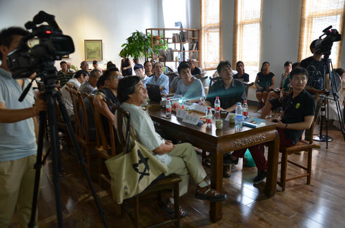 ������ϵ��չ�����Ϲ���������¡�ؿ�Ļ