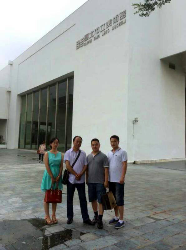 ��չչ���ڼ���̨����صĲɷ���Ӱ