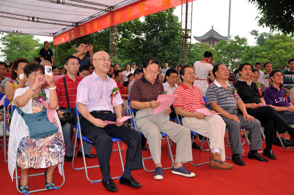 �������� �й��� �߽����ˡ��黭����չ����������Ļ