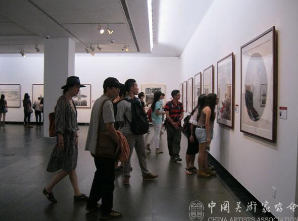 ��ʮ����ȫ��������Ʒչ���滭��Ʒչ�ڹ㶫������¡�ؿ�Ļ