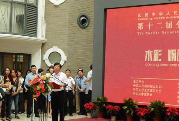 ��ʮ����ȫ����չˮ��.�ۻ���Ʒչ�ں����人��Ļ