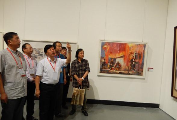 ��ʮ����ȫ����չˮ��.�ۻ���Ʒչ�ں����人��Ļ