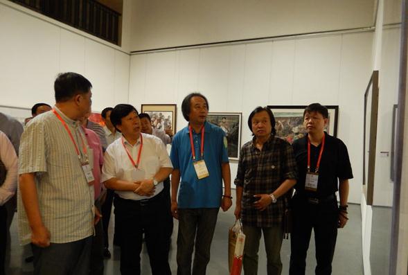 ��ʮ����ȫ����չˮ��.�ۻ���Ʒչ�ں����人��Ļ