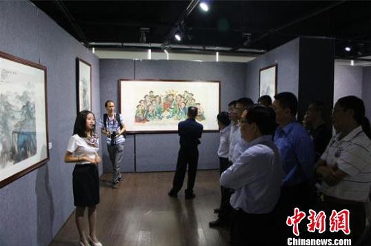 �Ŵ�ǧ�����ݹݲؾ�Ʒ�Ĵ��ڽ�չ��