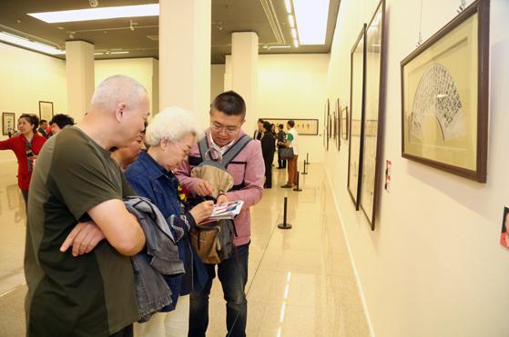 �й����������������黭չ�й���������Ļ