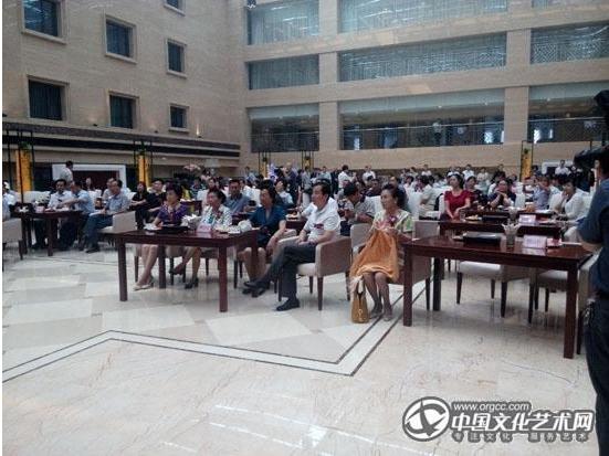 ���콡��Լ���׽������黭����չ�ھ�¡�ؿ�Ļ