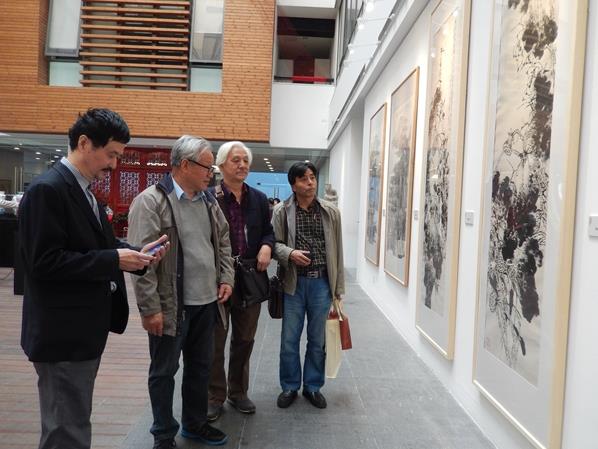 ��ϵ'85���빤������ѧԺʦ����Ʒ��չ